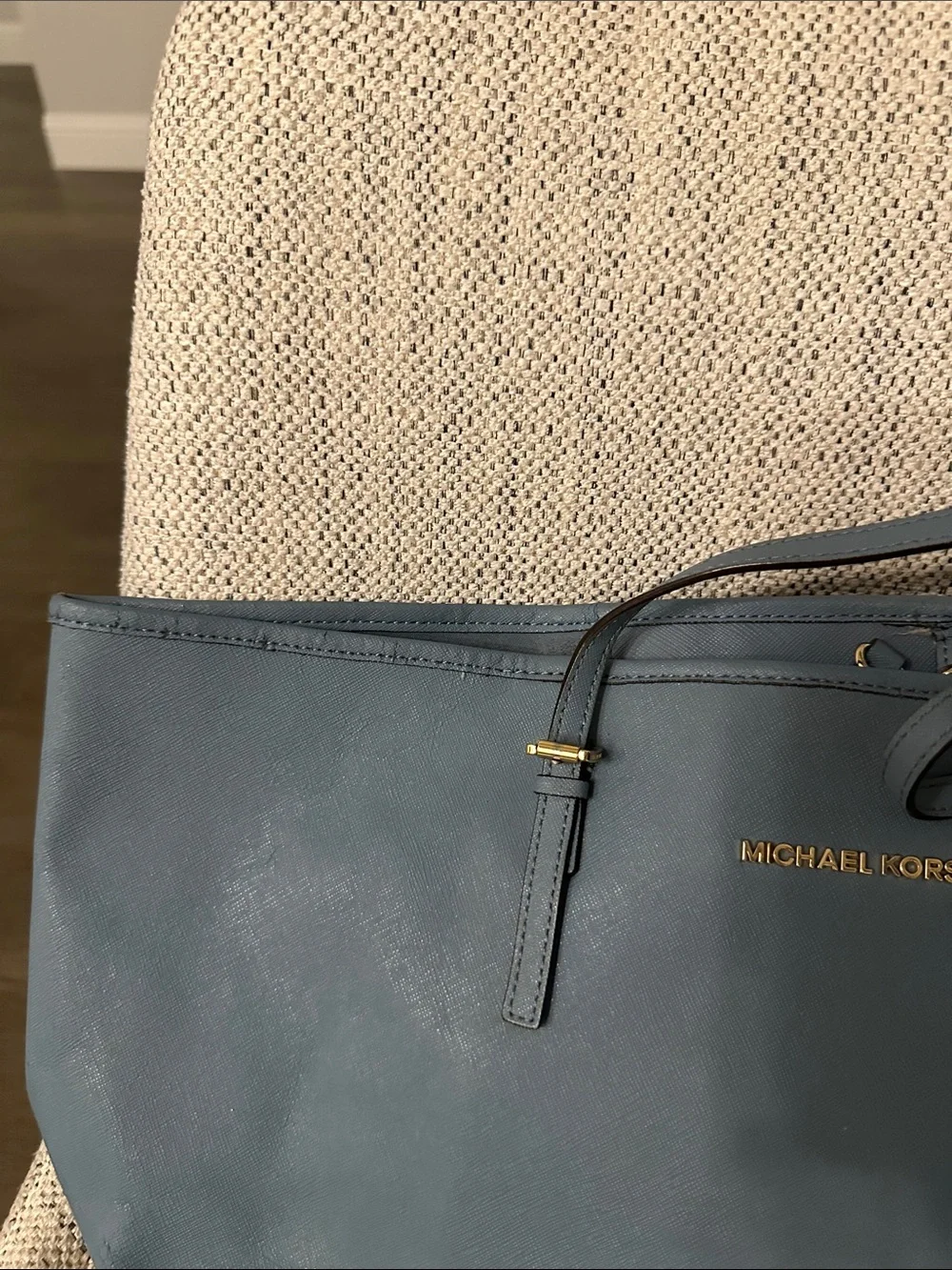 Michael Kors Slate Blue Leather Tote with Gold Hardware - Picture 4 of 10